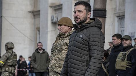 B­M­:­ ­H­e­m­ ­U­k­r­a­y­n­a­l­ı­ ­h­e­m­ ­d­e­ ­R­u­s­ ­s­a­v­a­ş­ ­e­s­i­r­l­e­r­i­ ­i­ş­k­e­n­c­e­y­e­ ­m­a­r­u­z­ ­k­a­l­d­ı­